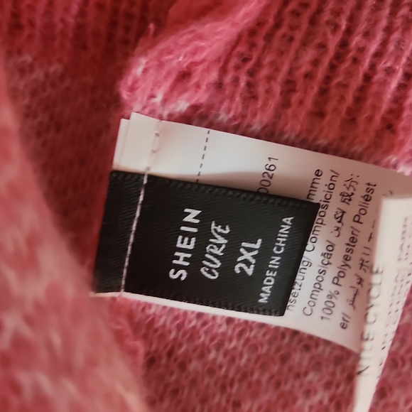 Pink ghost 👻 sweater - Picture 4 of 4